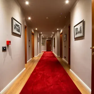 https://diplomat.albaniahotels.org