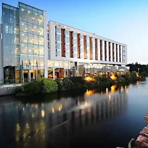 https://the-river-lee.corkhotel.net