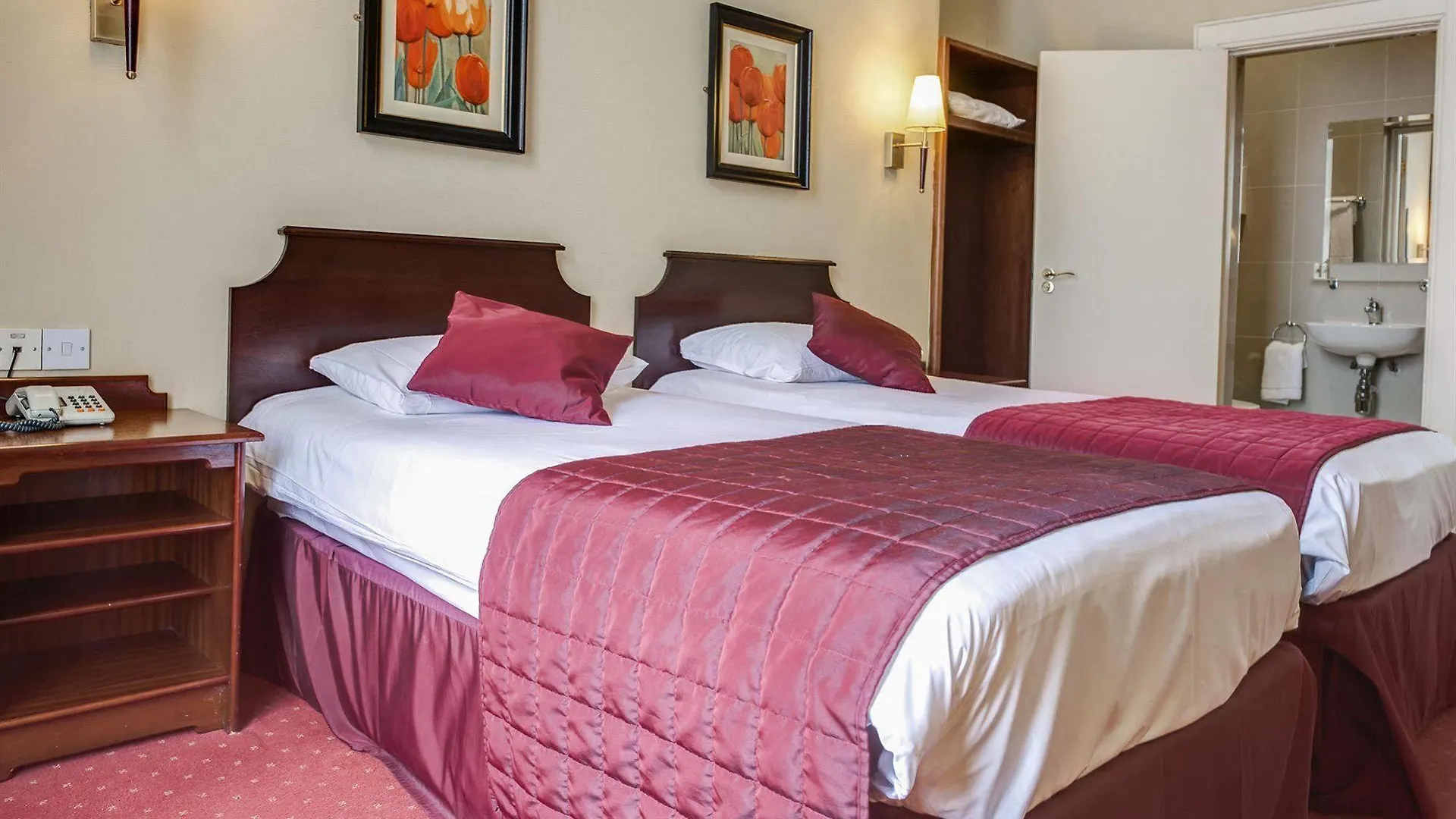 Albany House Hotel Dublin 3*,  Ireland